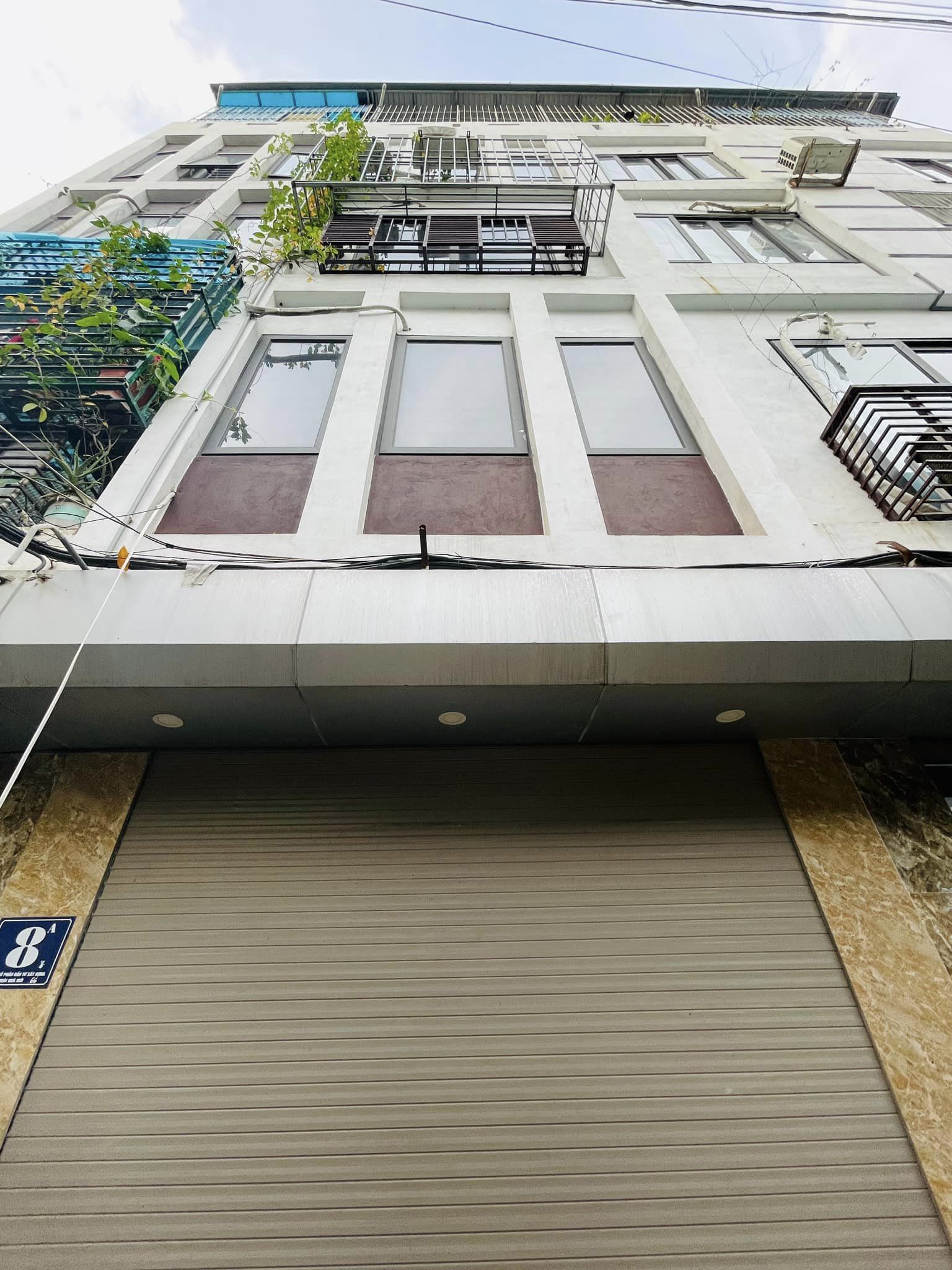 SIÊU MẪU HOÀNG MAI - VỊ TRÍ HIẾM- NGÕ THỐNG- 3.25 TỶ FULL CÔNG NĂNG - TIỆN ÍCH