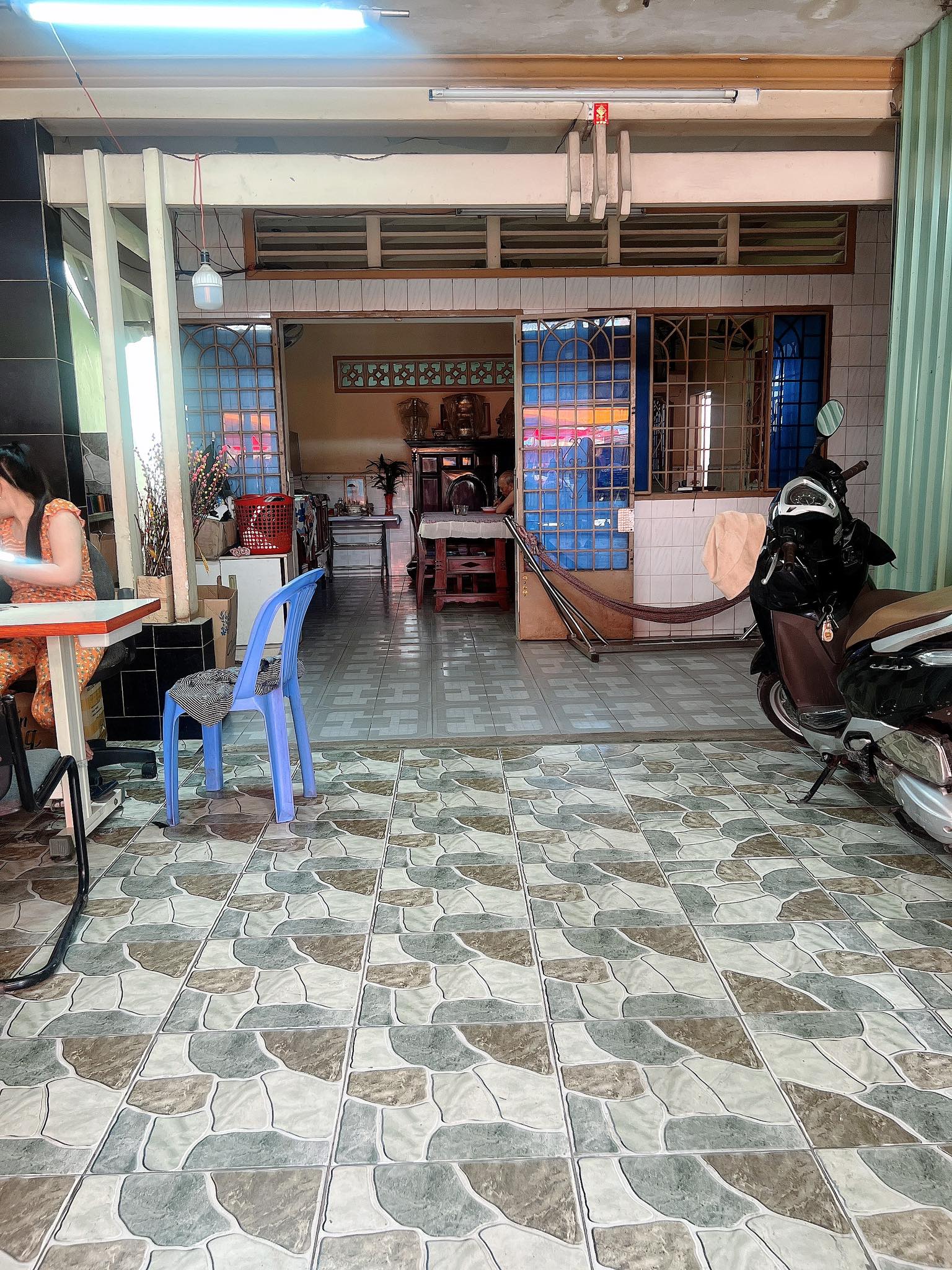 NHÀ MẶT TIỀN Tân Chánh Hiệp Quận 12-250M2 (8.4mx 30m) BÁN GẤP CHỈ 18 Tỷ TL