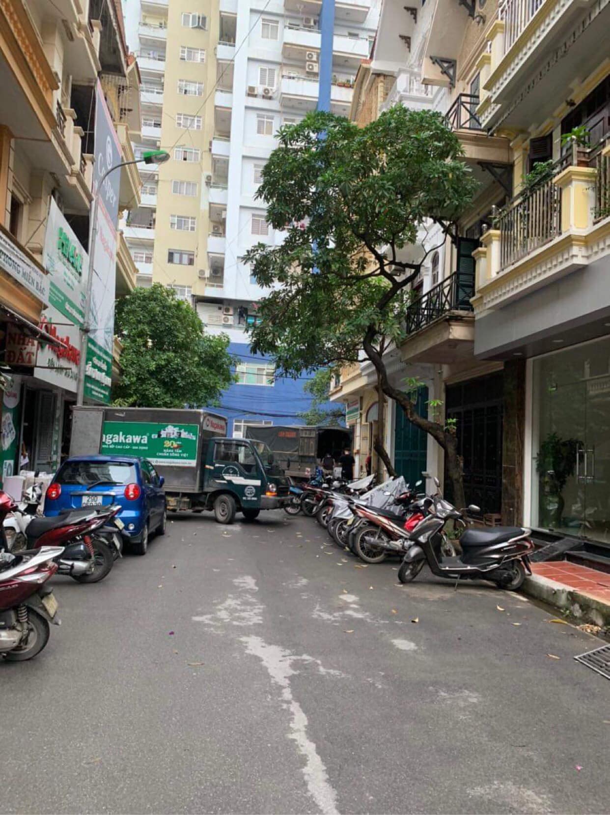 Bán nhà KĐT Đại Kim , DT 54m x 5 tầng,vỉa hè rộng , ô tô tránh nhau