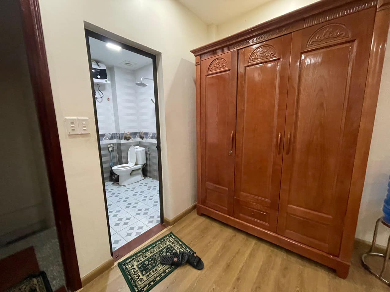 Cực chất, Nhà đẹp ở luôn, phố Lê Quang Đạo 36m2 x 5T, 20m ô tô tránh, ngõ thông, giá sốc 4,2 tỷ.