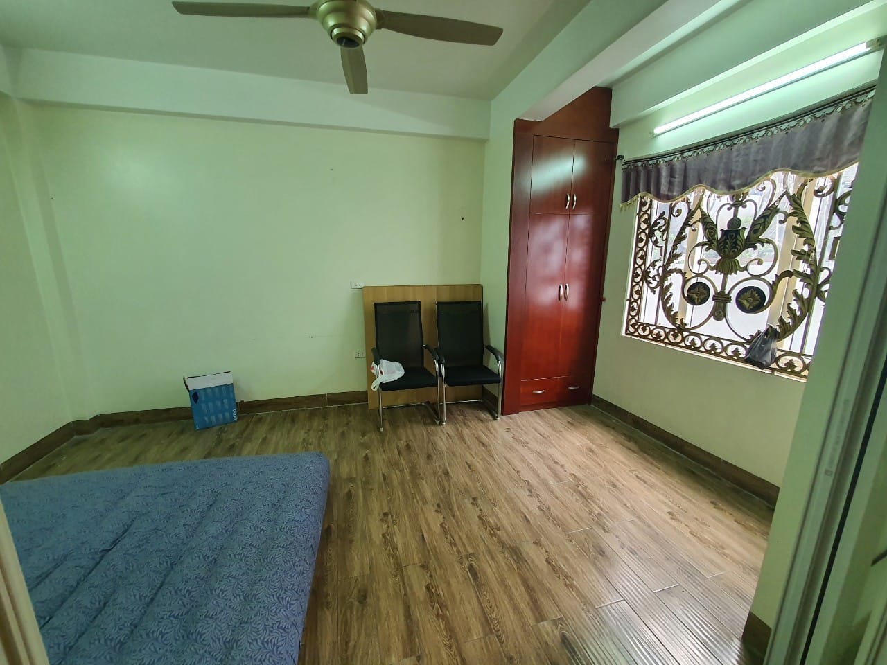 Bán căn nhà 57m2 phố Âu Cơ, Tây Hồ Gara 2 Ô tô tránh 7 phòng Kinh doanh bất chấp 6.7 Tỷ