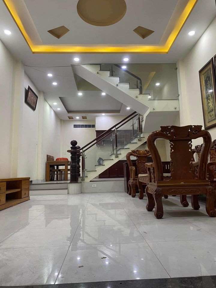 Nhà 5 Tầng Khu Phân Lô Liền Kề Chỉ 8,5Tỷ Trung Tâm Quận 7