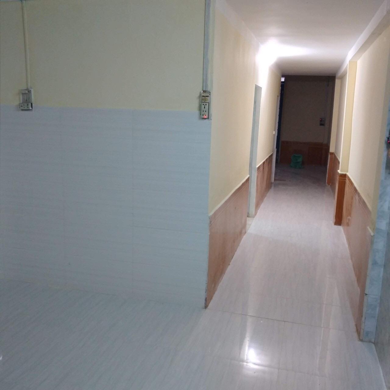 Bán nhà gác lửng 100M2 - 2 Phòng ngủ - đường Đồng Xoài - Hòa Minh ra đường Nguyễn Đình Tứ