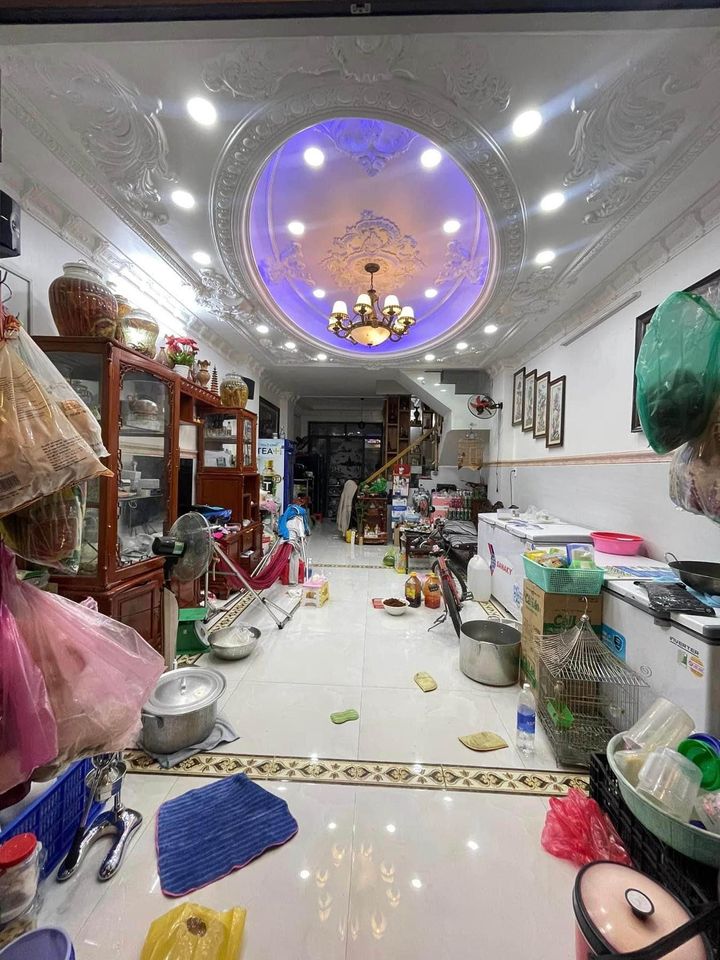 Nhà 4 Tầng HXH OTO Đậu Trong Nhà - Hoàn Công Đủ - Kề Phú Mỹ Hưng - Quận 7