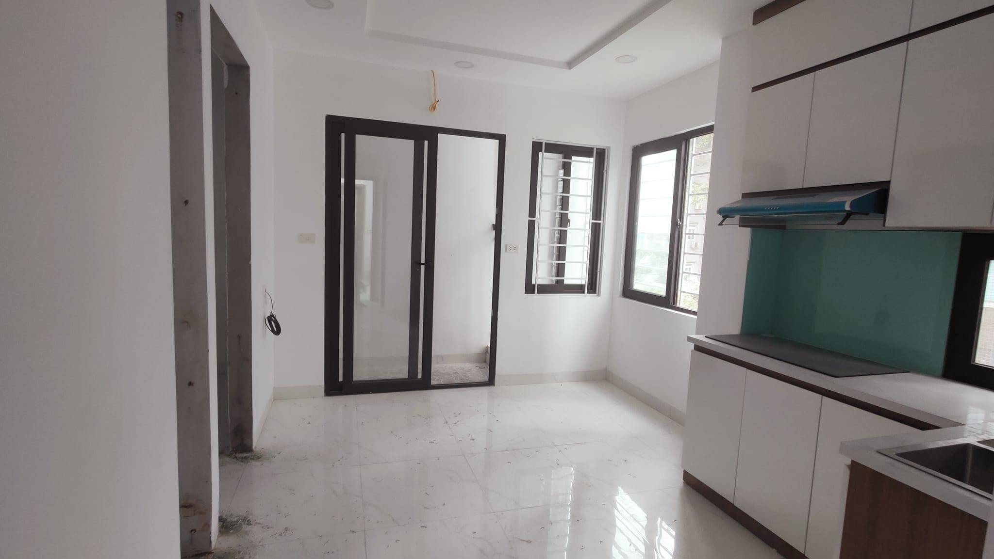 TÒA CĂN HỘ MINH KHAI HAI BÀ TRƯNG 2 THOÁNG VĨNH VIỄNTHANG MÁY 88M X 7T GIÁ 17.8 TỶ DÒNG TIỀN TỐT