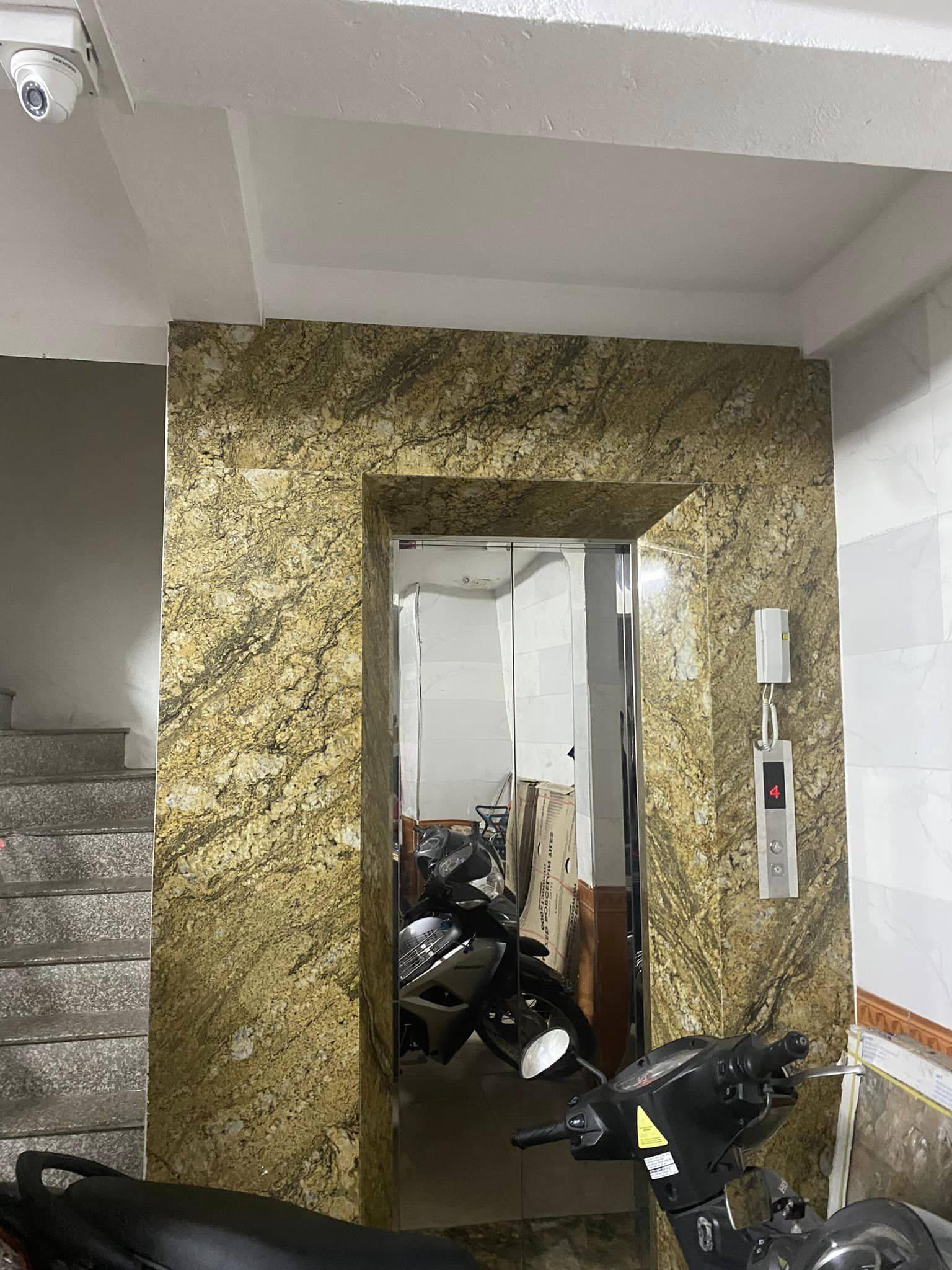 BÁN TÒA CĂN HỘ THANH NHÀN HAI BÀ TRƯNG 95M X 6T GIÁ 13.9 TỶ DOANH THU 50 TRIỆU/THÁNG.