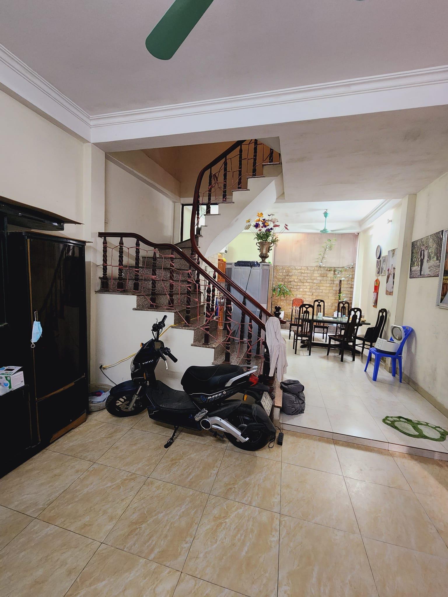 Phân Lô Nguyễn Khánh Toàn Cầu Giấy, Thoáng Trước Sau Oto Ngõ Thông, 55m Nhỉnh 7Tỷ