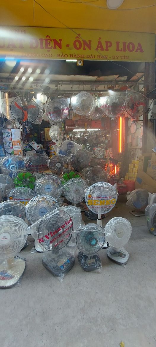 Chuyển nhượng cửa hàng Thiết bị điện tại mặt đường Cầu Giấy