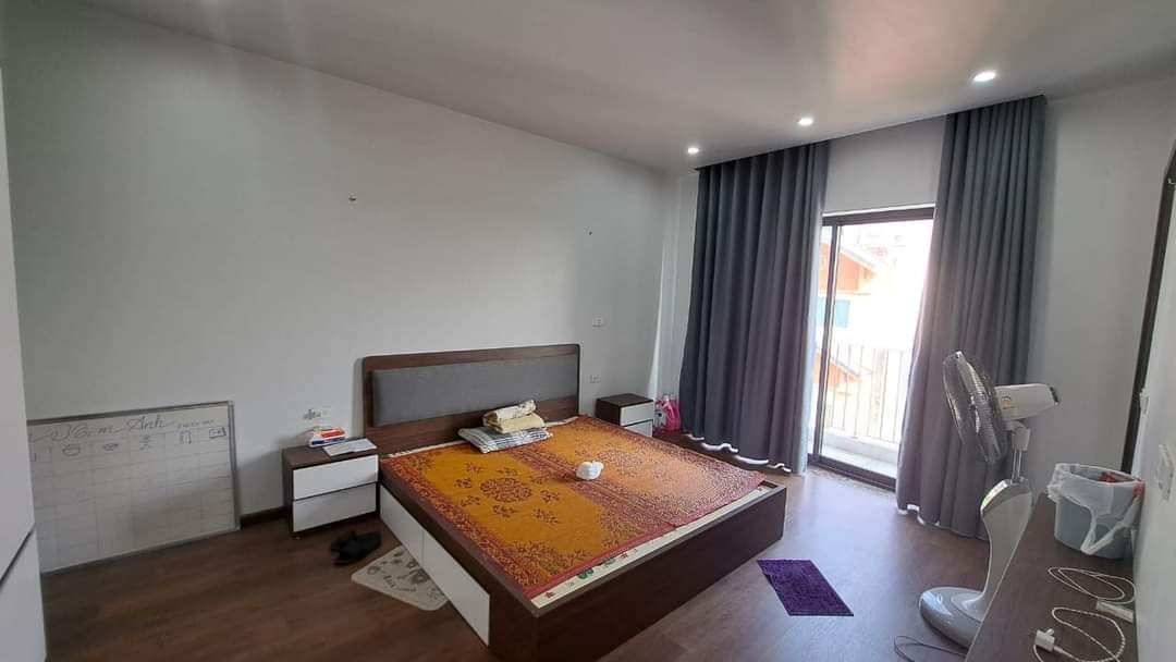 Bán ngôi nhà 69m2 phố Âu Cơ, Tây Hồ Chủ tự xây 5 phòng 2 Ô tô tránh 20m 5.1 Tỷ