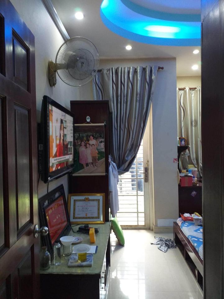 Nhà 4 Tầng Mặt Tiền P.Tân Quy - Nguyễn Thị Thập - Giá 7,9Tỷ - Trung Tâm Quận 7