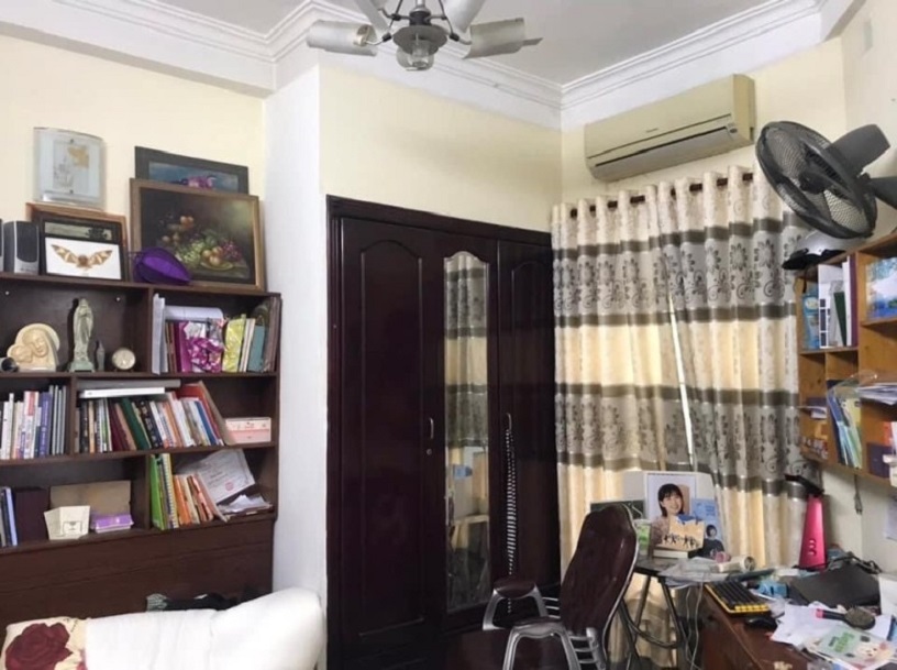 Bán gấp nhà Hồng Lạc, Tân Bình, 5x10.5, cực ngon, chỉ 4 tỷ hơn