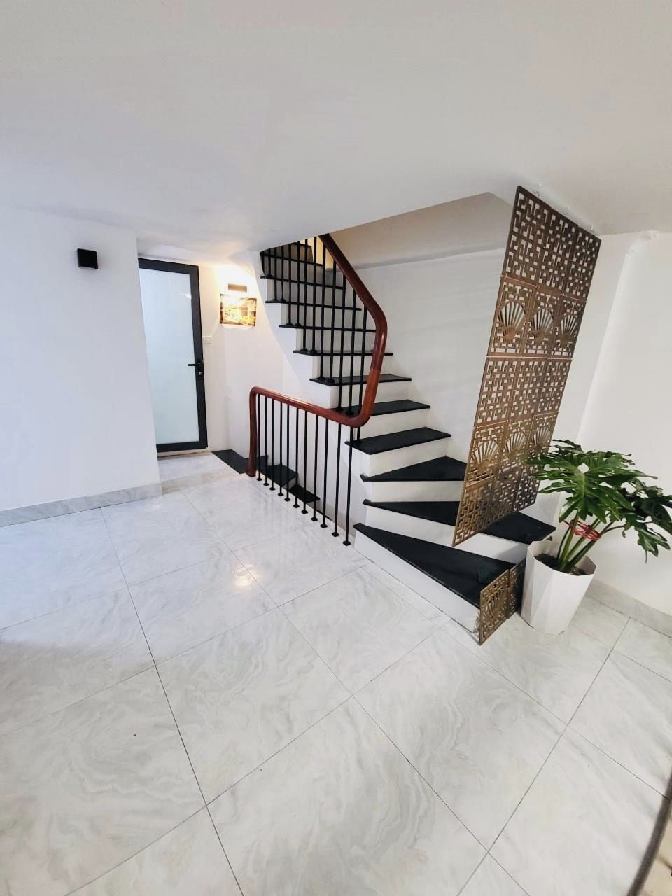 Nhà bán 191 Khương Thượng, 4 tầng, 3 ngủ, 32m, 3tỷ7.