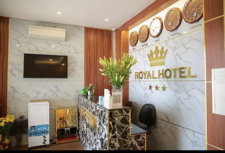 TÒA NHÀ KHÁCH SẠN 7 TẦNG ĐẸP LONG LANH - THANG MÁY NHẬP KHẨU Ô, TÔ TRÁNH THÔNG