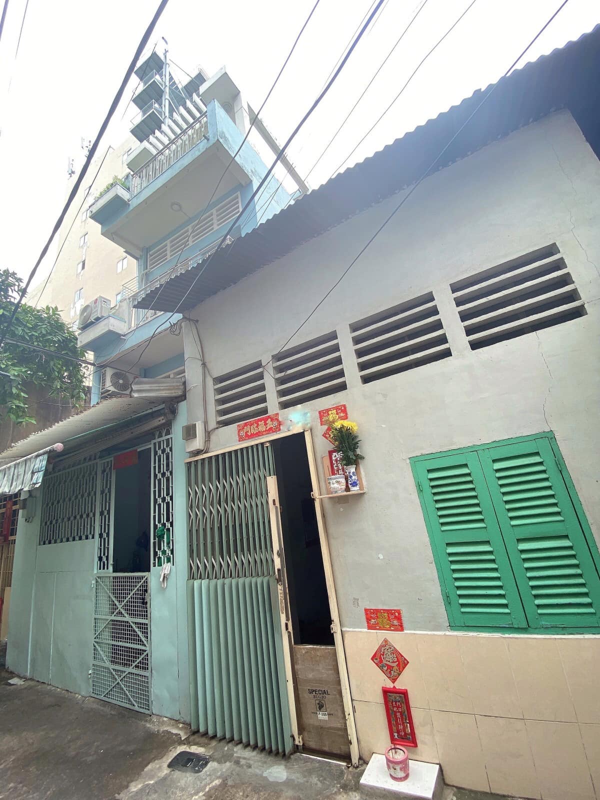 Bán Nhà Quận 1 Phó Đức Chính - Trước nhà 4m - C4 - 71m2 - Giá chỉ 12.2 tỷ.