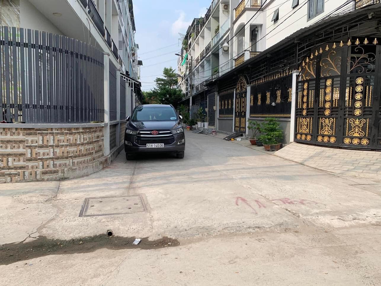 Bán Nhà Khu Phân Lô Phước Kiểng Ngang 6.8m 4 tầng Sân Thượng