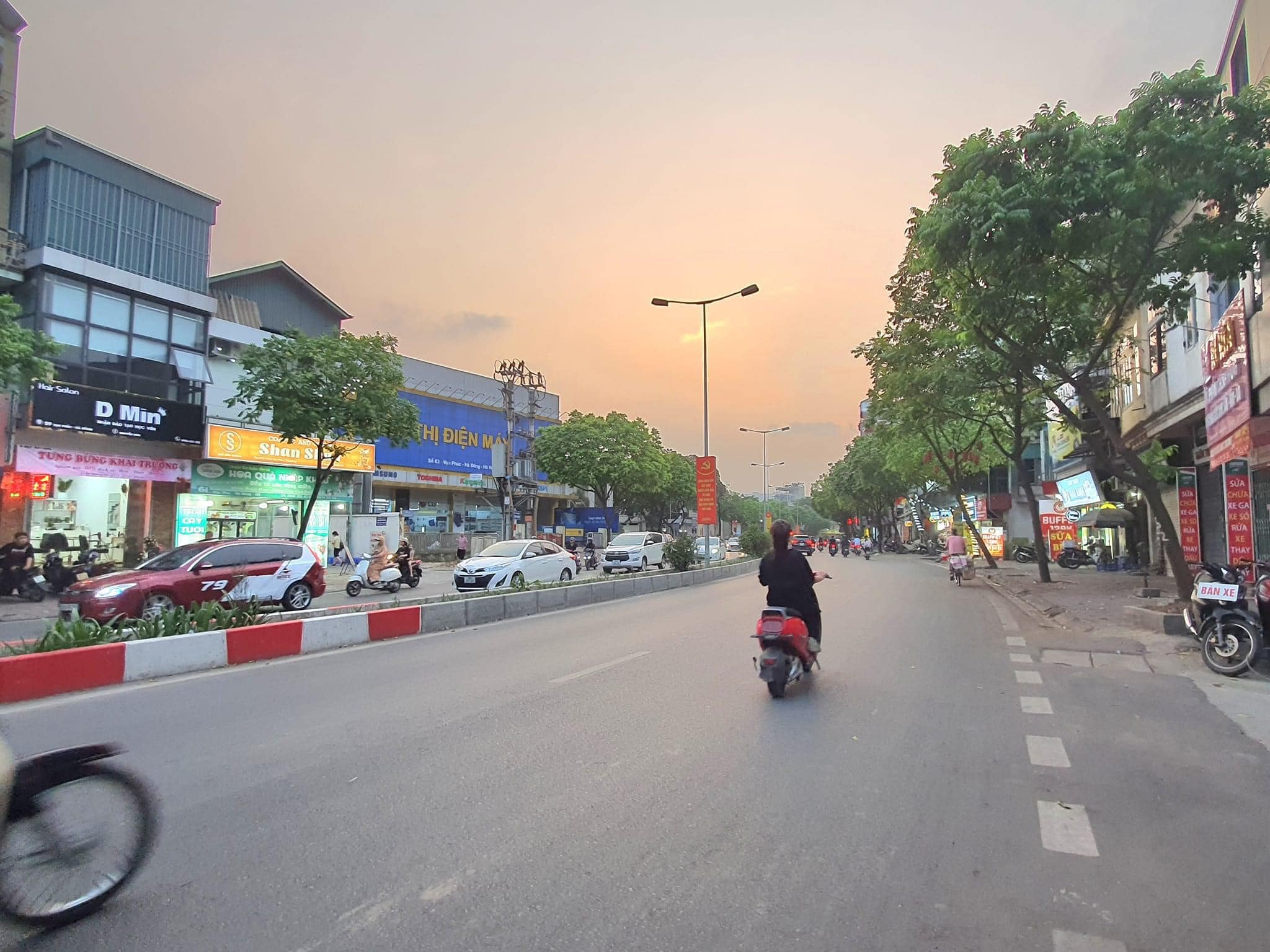 MẶT PHỐ -MẶT CHỢ - VỊ TRÍ SIÊU KINH DOANH -TRUNG TÂM HÀ ĐÔNG