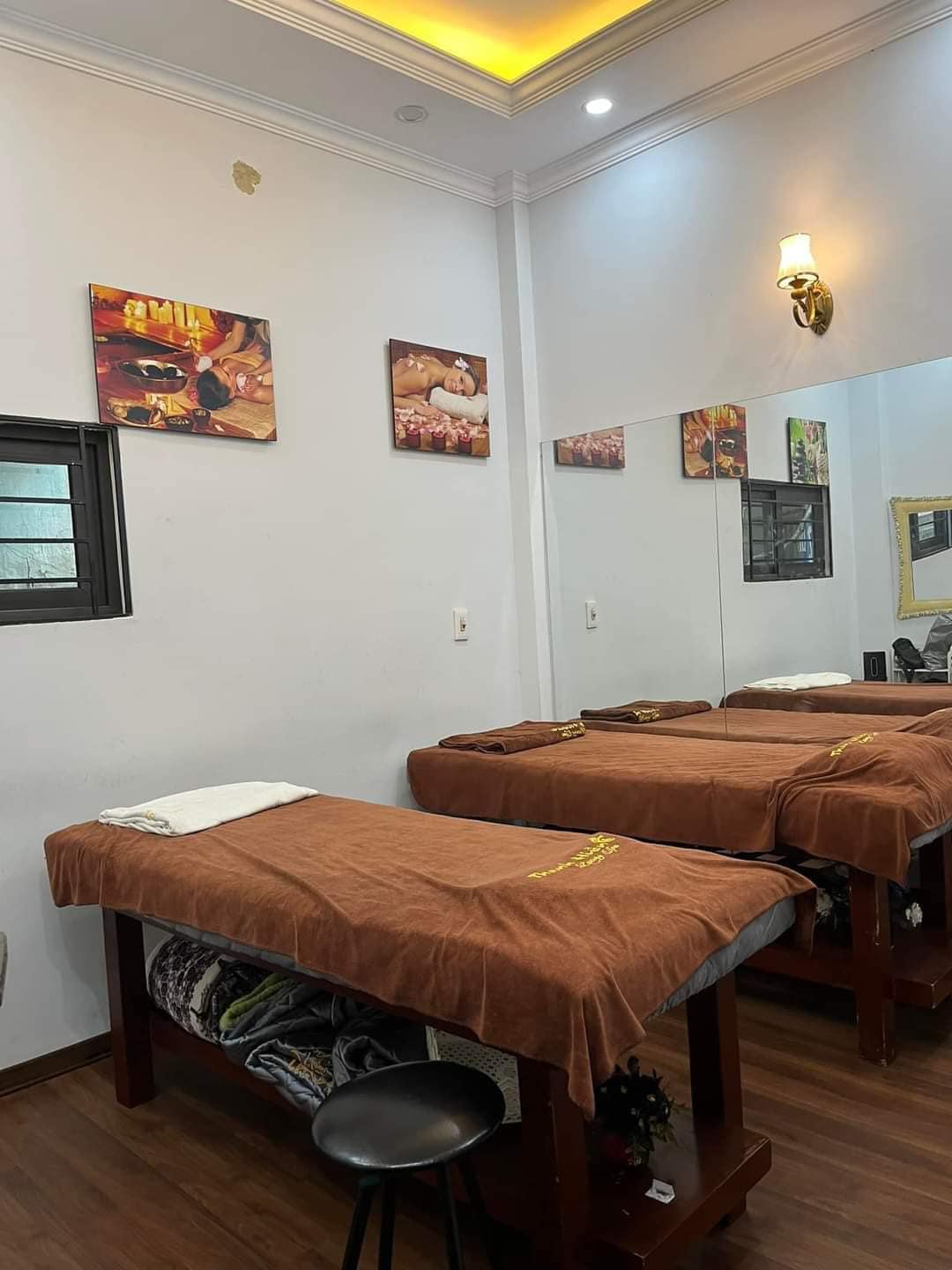 ĐỘC ĐẸP. Nhà Phố Vọng Hai Bà Trưng, 10m ra mặt phố, ba mặt thoáng, kinh doanh. Diện tích 48m, 4 tầng, mặt tiền 4m.