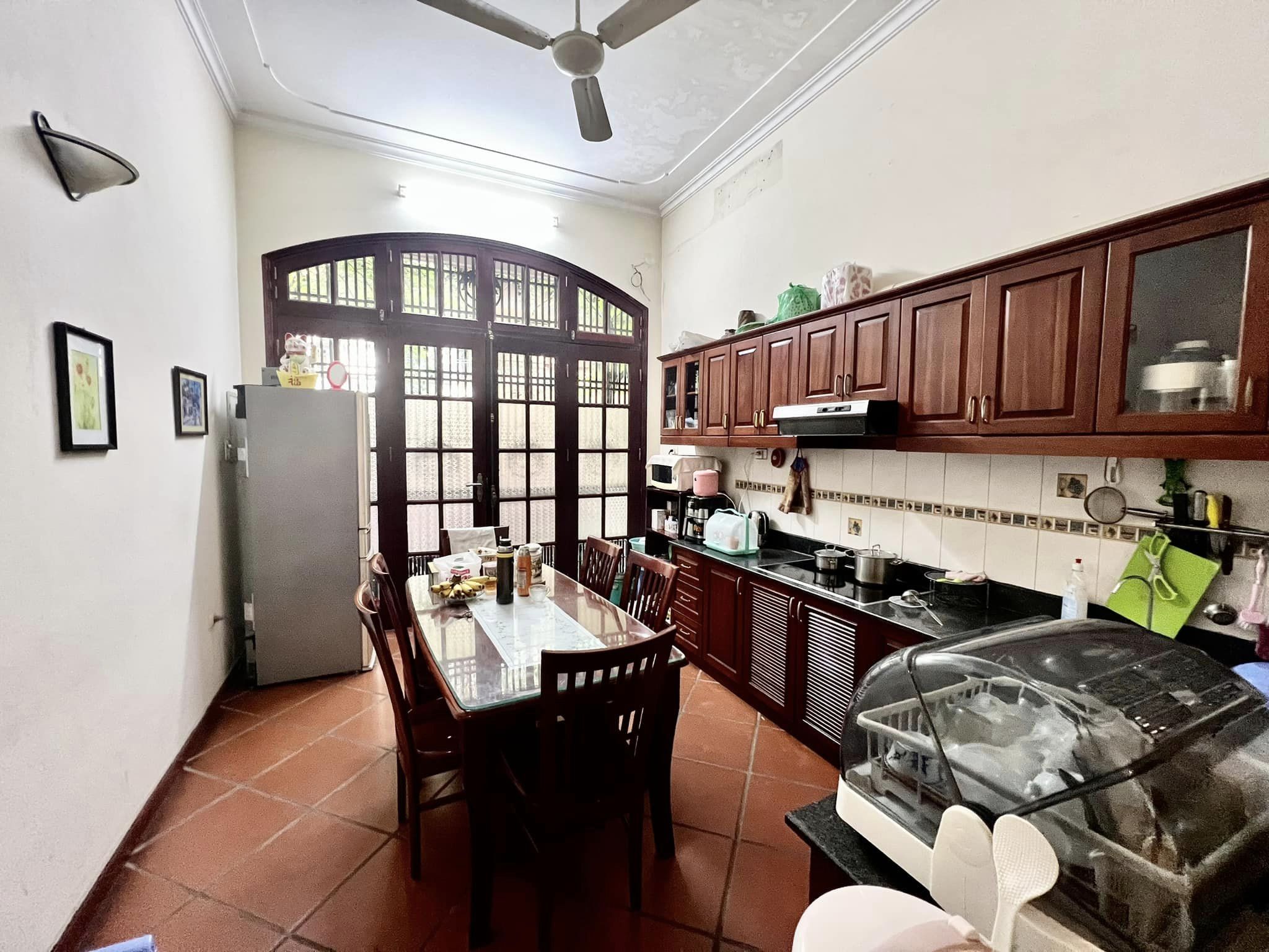 NHÀ ĐẸP KIM NGƯU 60M x 4T, DÂN XÂY, SÁT PHỐ Ở NGAY, SỔ ĐẸP NHỈNH 4 TỶ