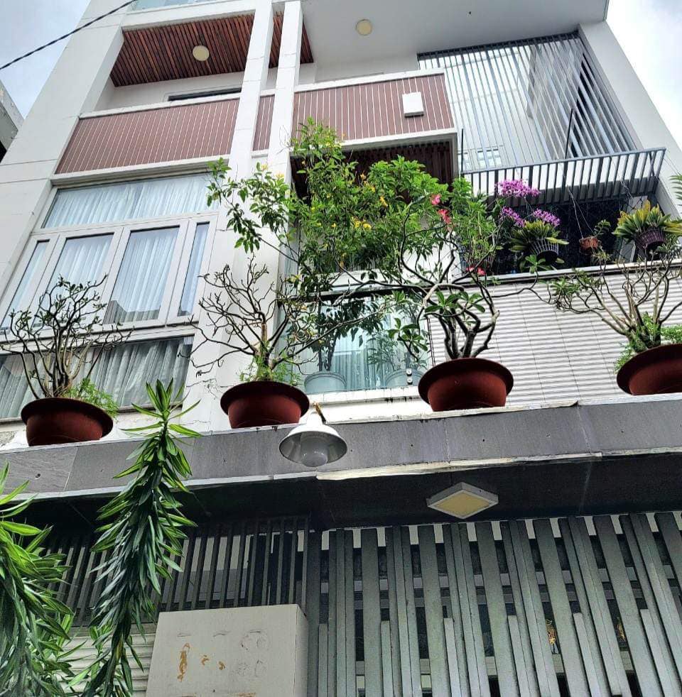 Bán Nhà 5 Tầng, Võ Thành Trang, Tân Bình,Ra Ngã Tư Bảy Hiền, Ngang Gần 8m,