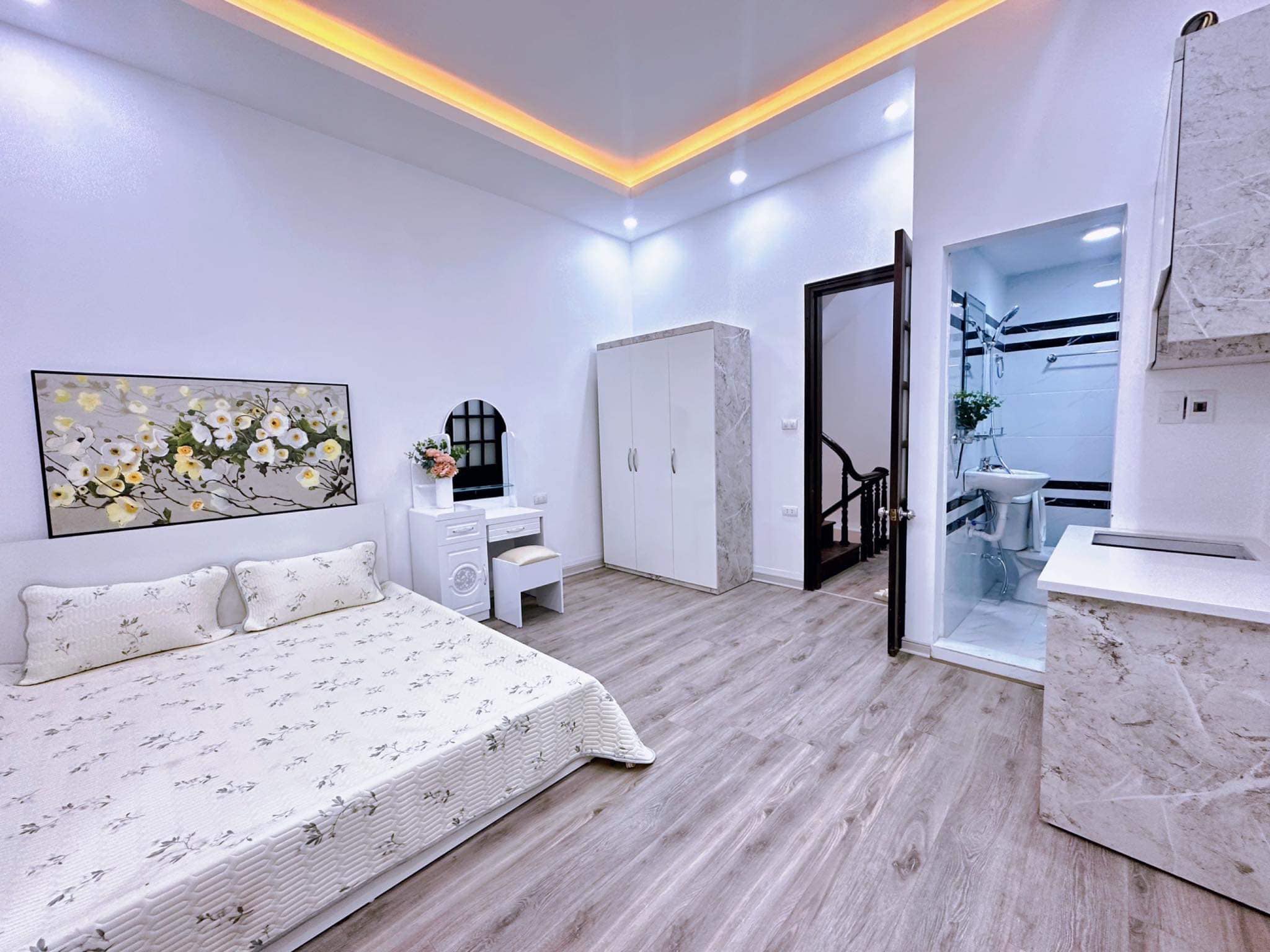 BÁN TÒA CHUNG CƯ MINI PHÁO ĐÀI LÁNG, 46M2 5T, GIÁ 5.89 TỶ, DÒNG TIỀN 540TR/NĂM