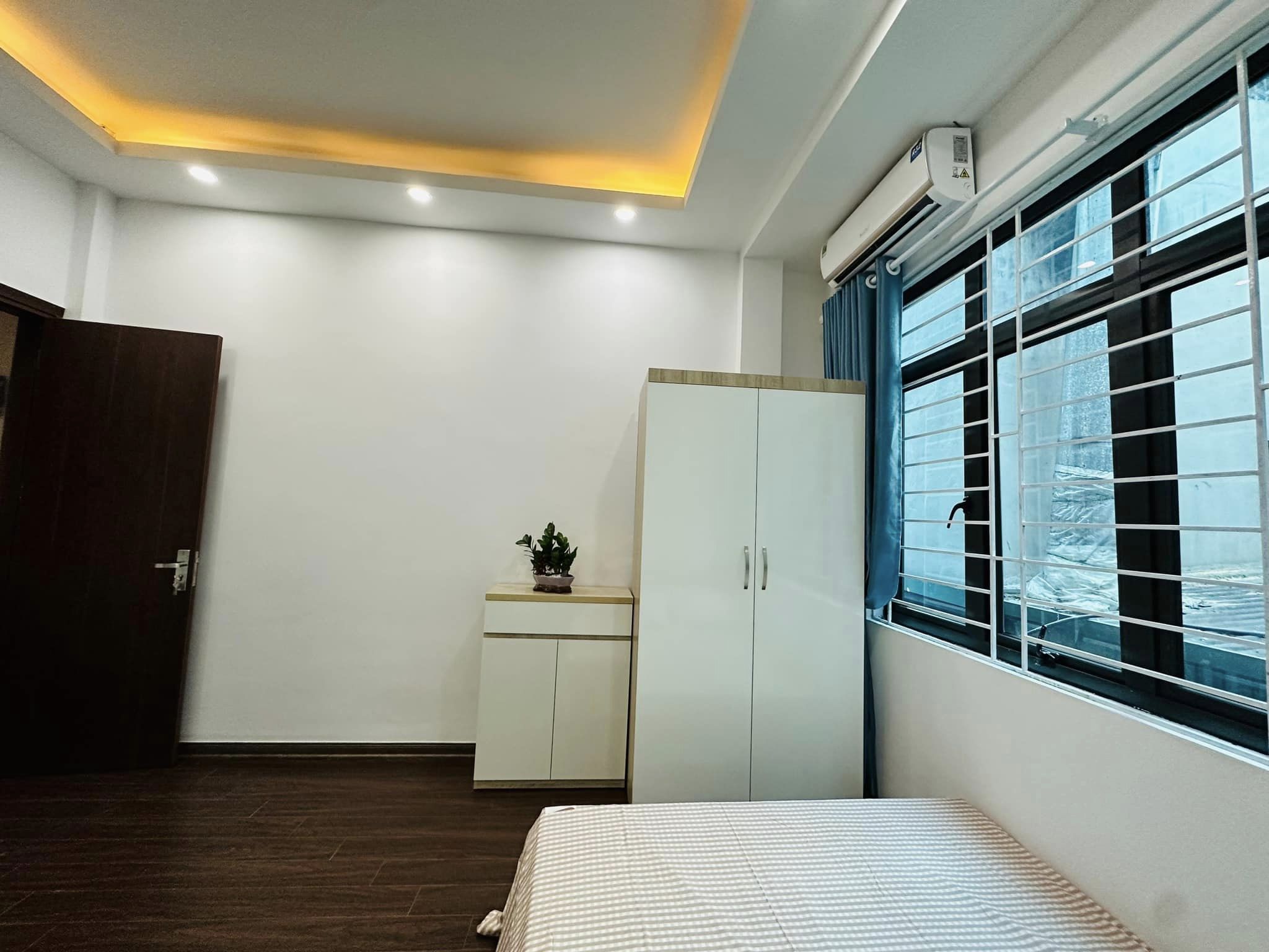 Hiếm Bán CCMN Phố Mễ Trì Thượng 45m2 x5T,9 phòng khép kín,Full NT 5,5 tỷ.