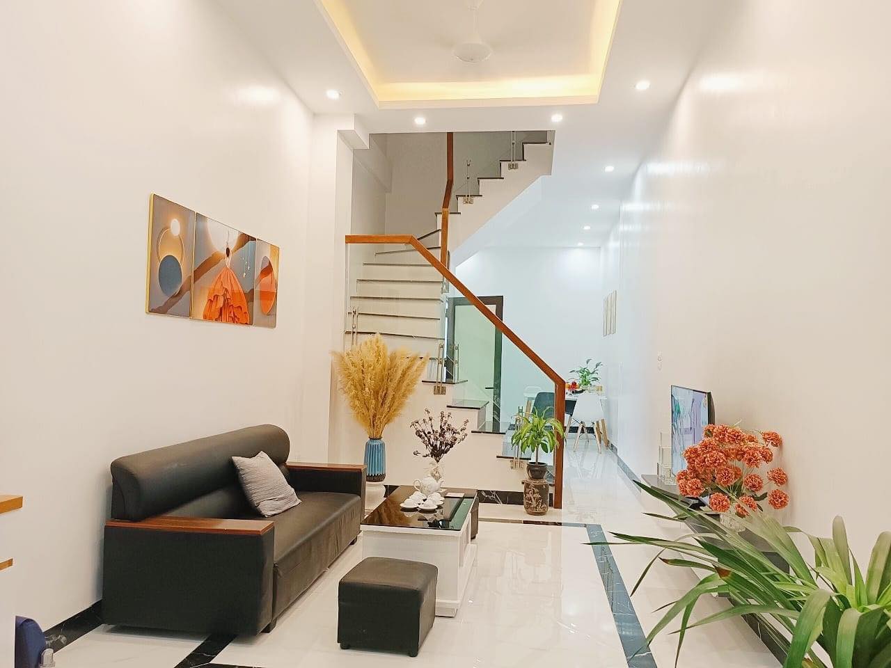 BÁN NHÀ HÀ ĐÔNG - 4 TẦNG - 41M2 - GIÁ 5,9x TỶ !!!