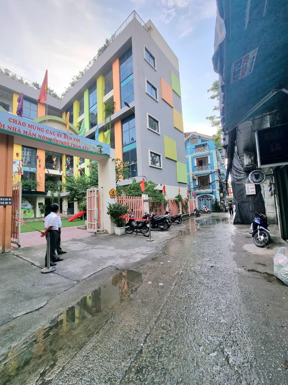 Bán nhà phố THÁI THỊNH - ĐỐNG ĐA 60M2 5 TẦNG MT 4M .