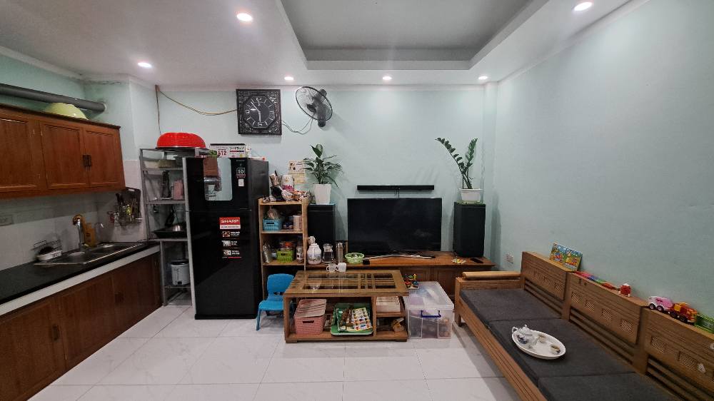 Bán căn nhà 56m2 phố Nghi Tàm, Tây Hồ Ô tô thông Kinh doanh đỉnh 10.8 Tỷ