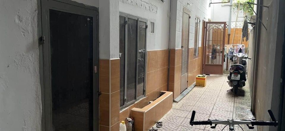 Nhà Ngang 6m 3 Tầng - Kề Phú Mỹ Hưng Cách MT Huỳnh Tấn Phát Vài Mét - Quận 7 - Giảm Còn 5,6Tỷ