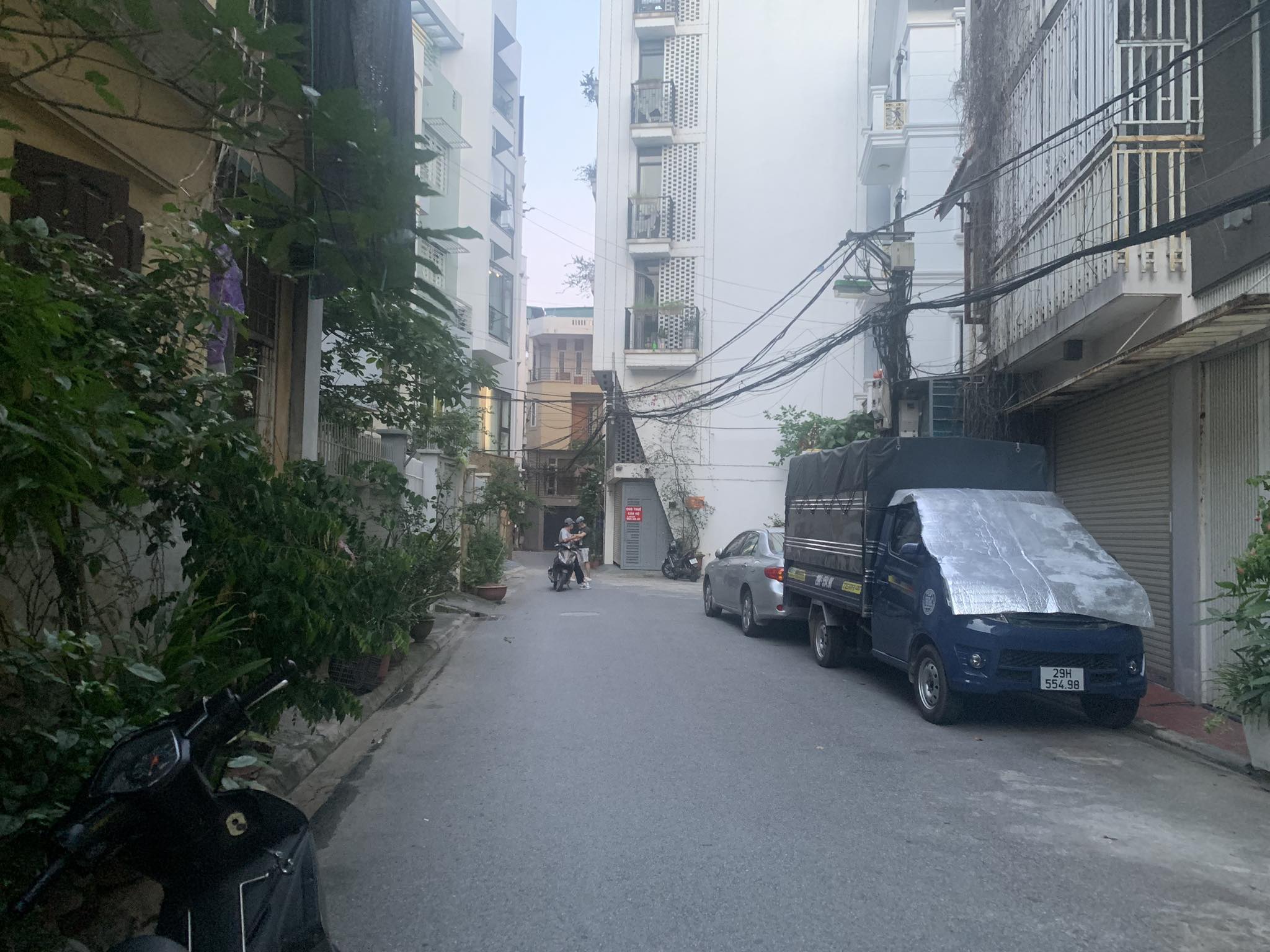 Nhà đẹp Bồ Đề-Hồng Tiến, 75m x 4tầng, gara, ôtô tránh, kinh doanh.