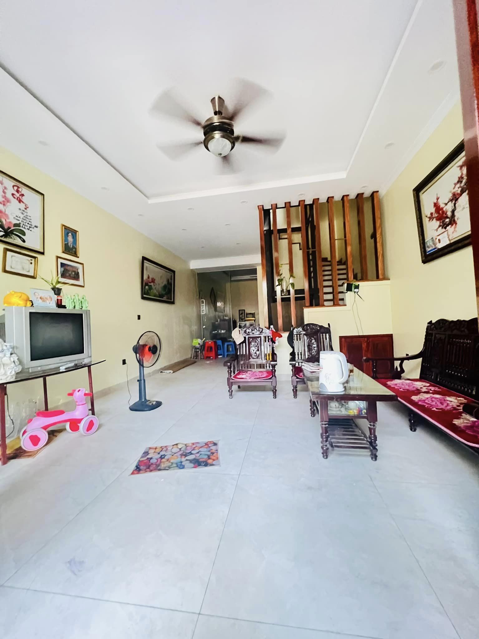 BÁN GẤP NHÀ RIÊNG XÃ ĐÀN, ĐỐNG ĐA, Ở NGAY, 42M2 4 TẦNG, GIÁ 4.1 TỶ