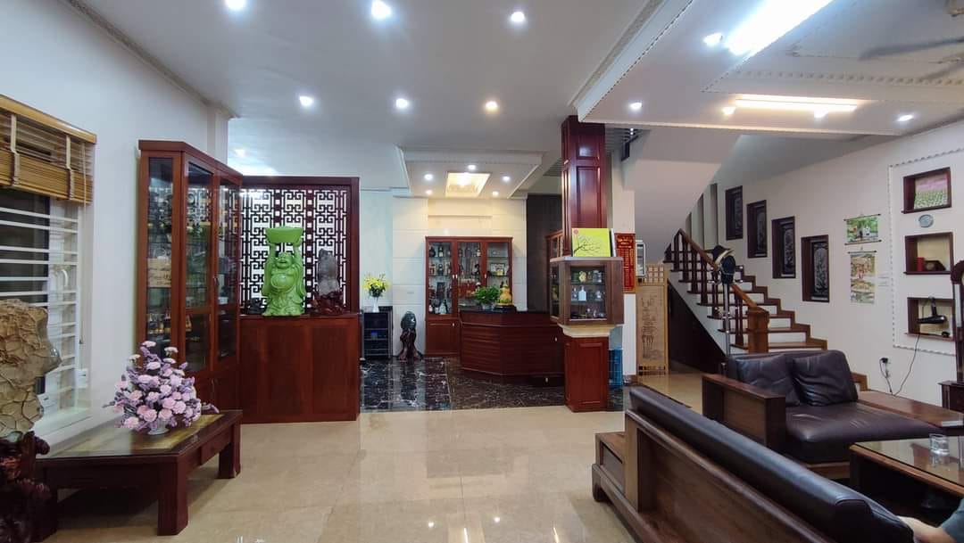 Bán nhà Văn Phú, Hà Cầu, Hà Đông 180m2x3T, Giá đàm 20 tỷ