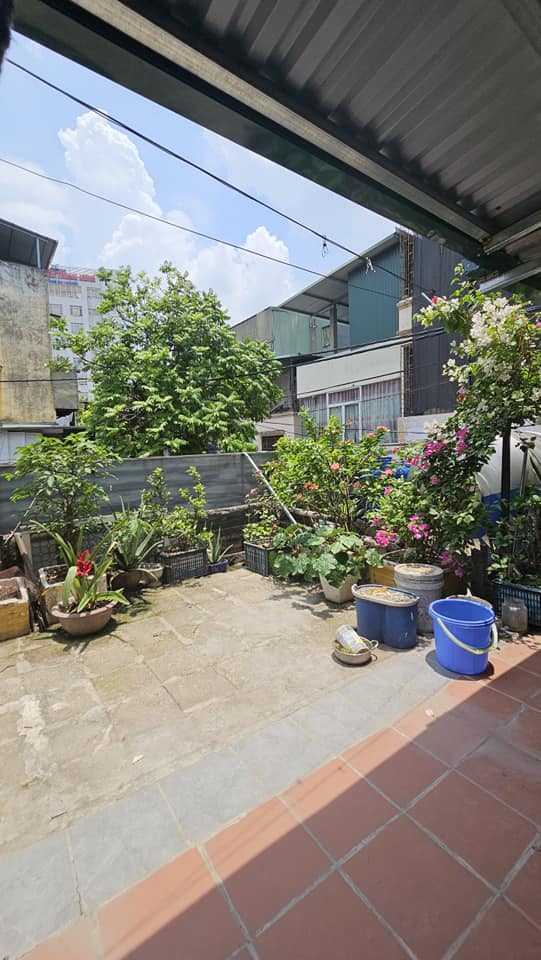 tập thể Phương Mai - gần tiểu học Phương Mai - - 100m2 - 2,15 tỷ