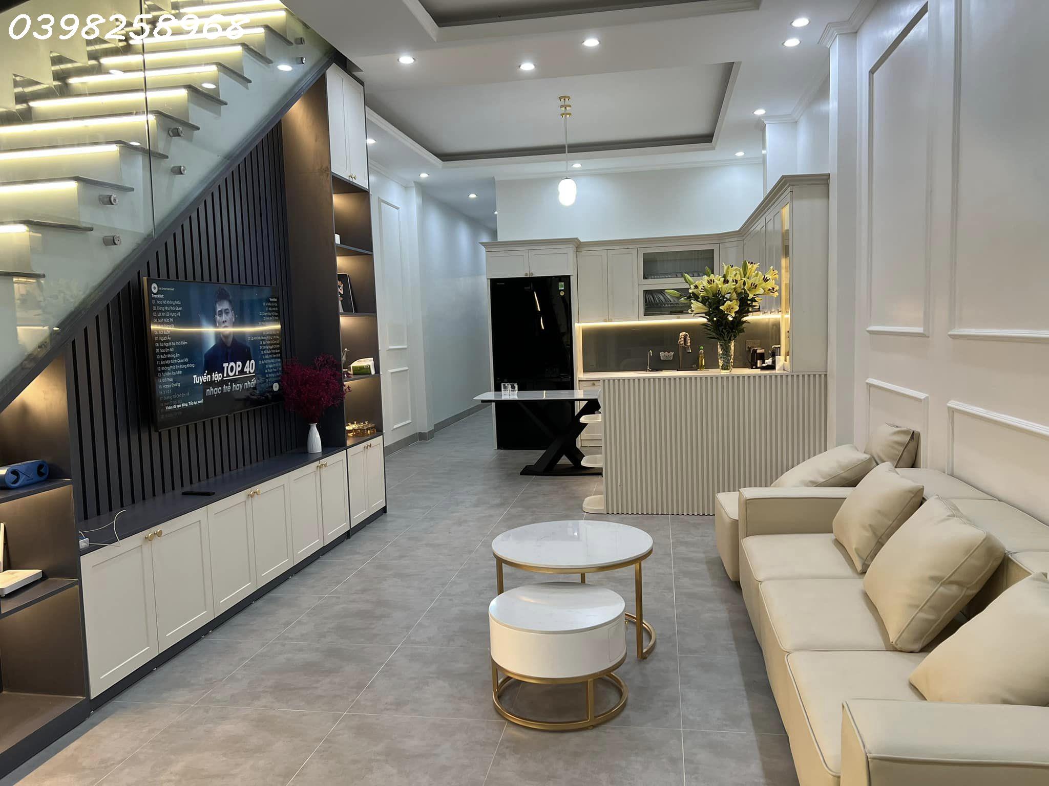 BÁN NHÀ VĂN MIẾU, 30m2x 5T, MT 4m, Ô TÔ ĐỖ CỔNG, KINH DOANH, CHỈ HƠN 2.5 TỶ