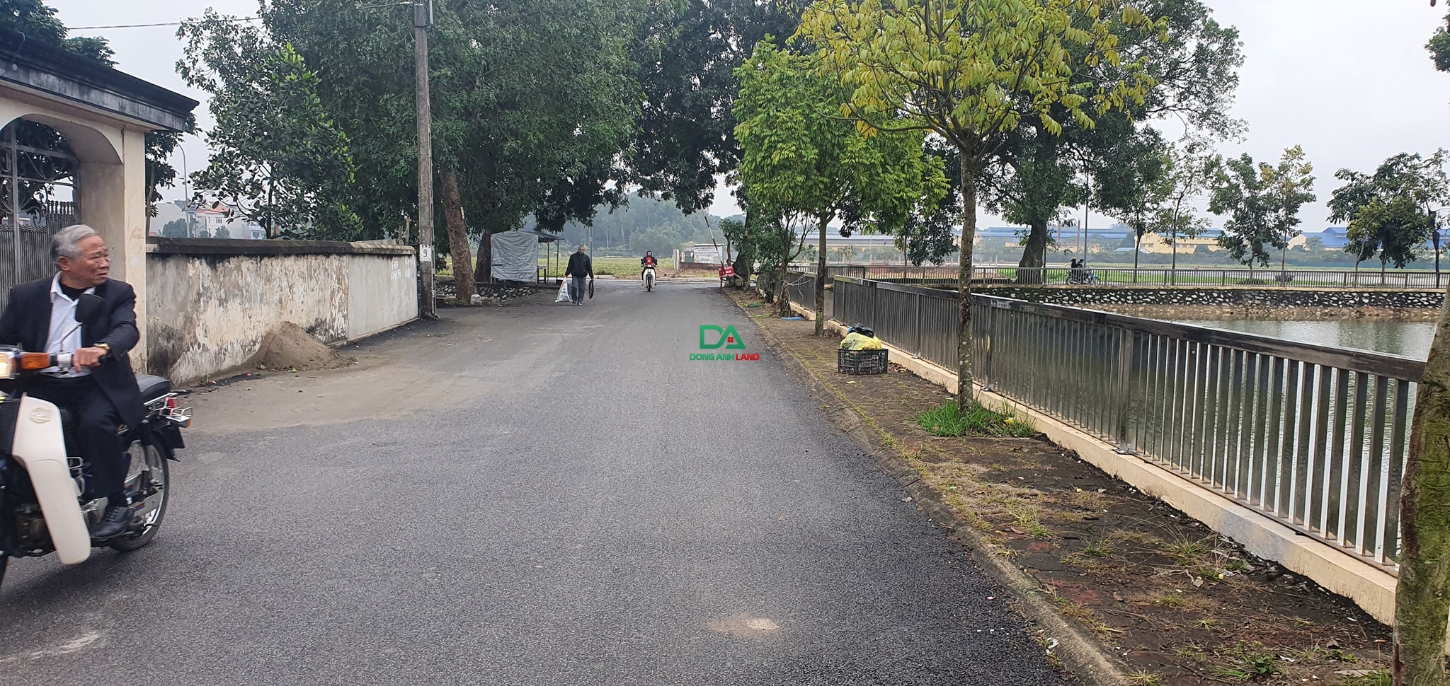 Bán 61.6m2 đất Kính Nỗ Uy Nỗ – Ô tô tránh View hồ cực thoáng mát