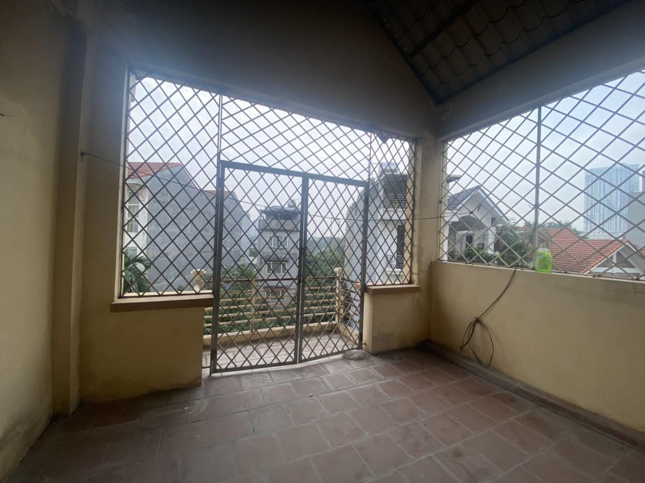 NGÕ RỘNG - OTO VÀO NHÀ- NGOC THỤY LONG BIÊN