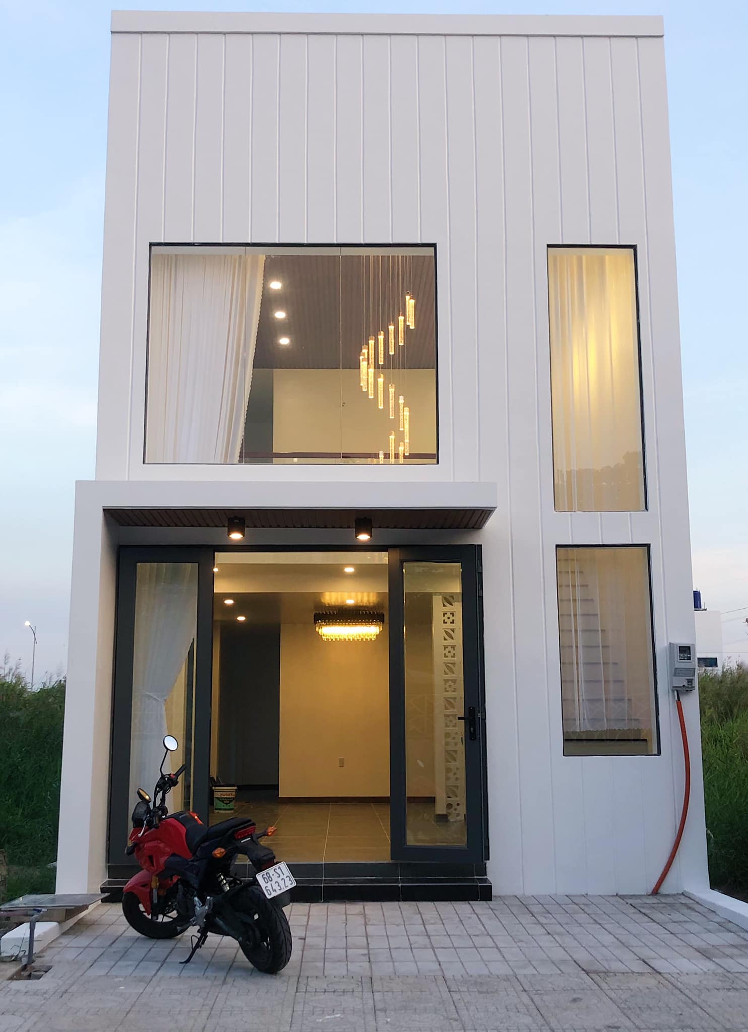 Bán nhà 2 tầng 2 mặt tiền đường Nguyễn Bỉnh Khiêm P.An Hải Tây Q.Sơn Trà