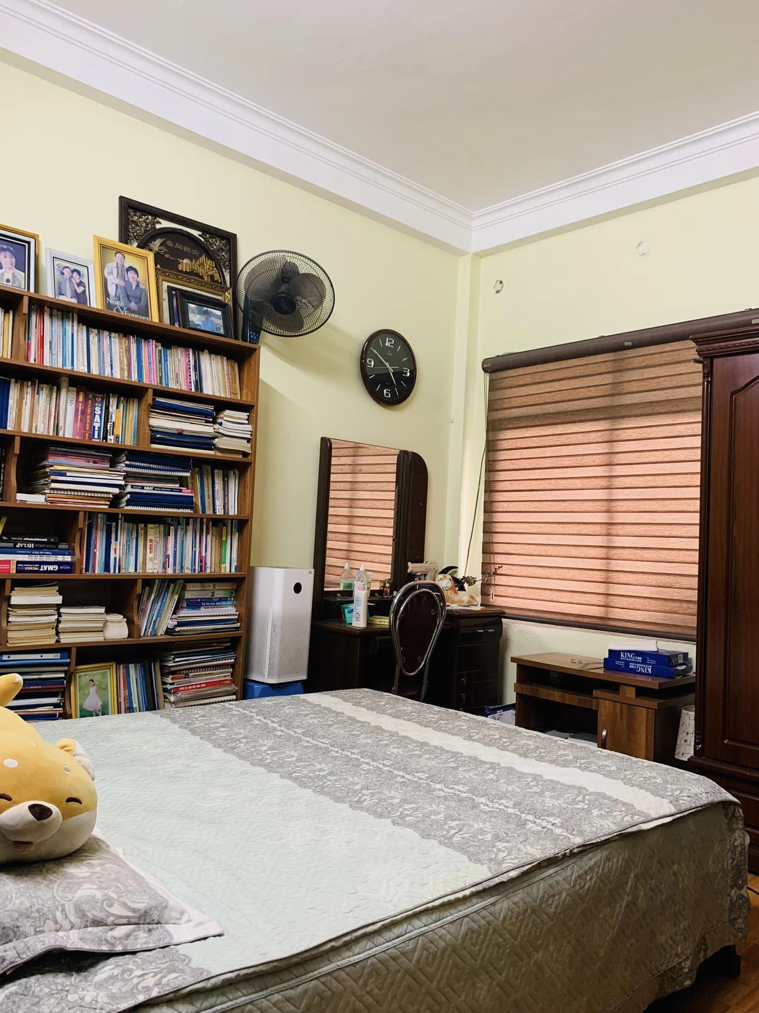 Đi nước ngoài cần bán gấp nhà Quan Nhân 4 tầng dt 46m2 ngõ ô tô đỗ gần