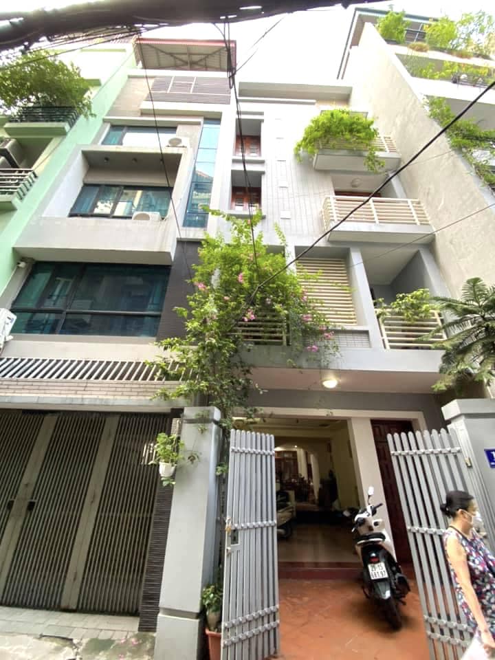 Bán nhà riêng Nguyễn Ngọc Vũ, Trung Hòa, Cầu Giấy 5 tầng 48m2, mt 4.2m, ngõ ô tô giá 6.2 tỷ