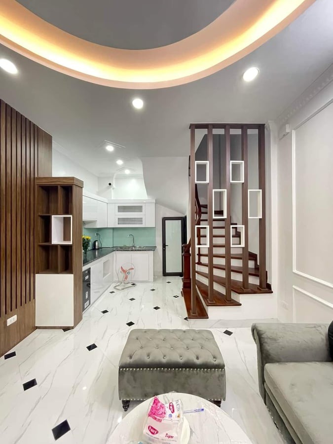 BÁN NHÀ NGUYỄN CƠ THẠCH NHÀ ĐẸP Ở NGAY TẶNG NỘI THẤT 35M2 GIÁ 4.5 TỶ