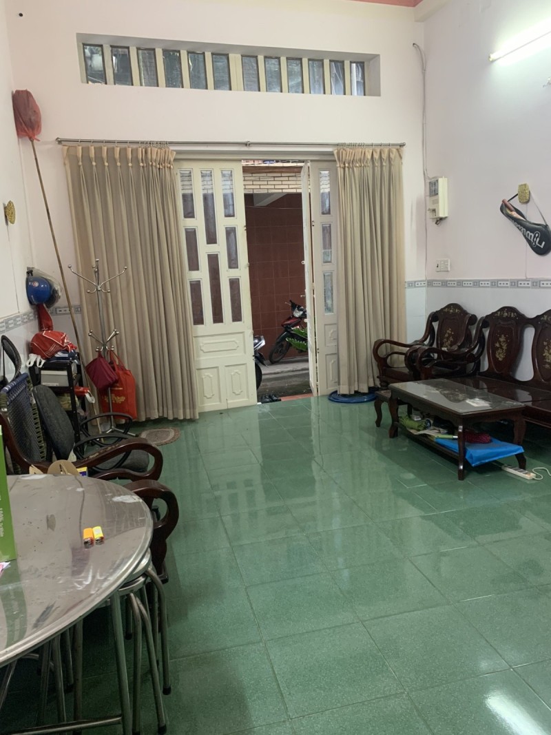 Bán nhà lô góc gần Lê Hồng Phong, Quận 10, 32m2, đẹp ở ngay, chỉ 3 tỷ X