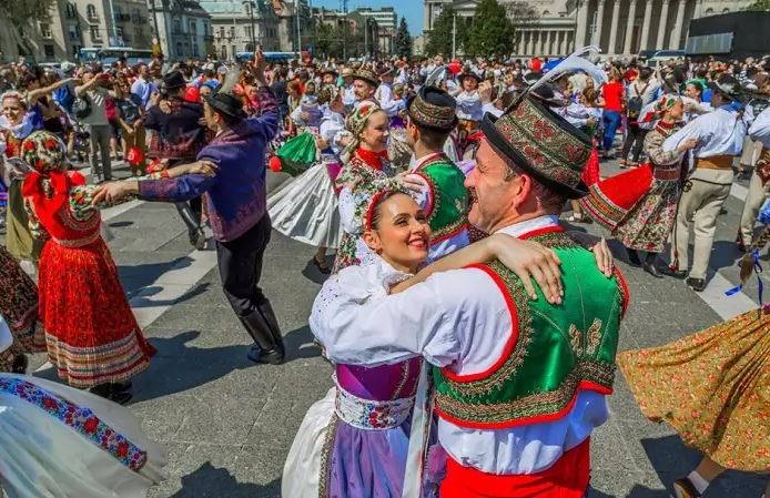 BẤT ĐỘNG SẢN BUDAPEST - Cùng Sài Gòn Center Real