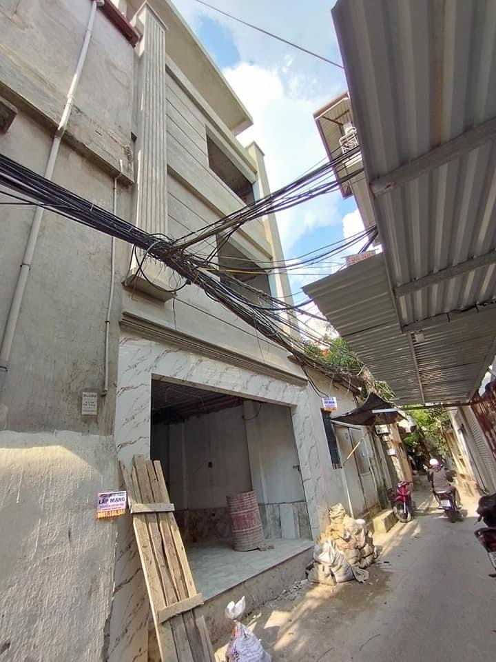 BÁN NHÀ TRẦN KHÁT CHÂN QUẬN HAI BÀ TRƯNG - 32M 5 TẦNG MT 4.7M - HƠN 3 TỶ OTO ĐỖ CỬA NGÕ THÔNG NHÀ 2 MẶT NGÕ TRƯỚC SAU