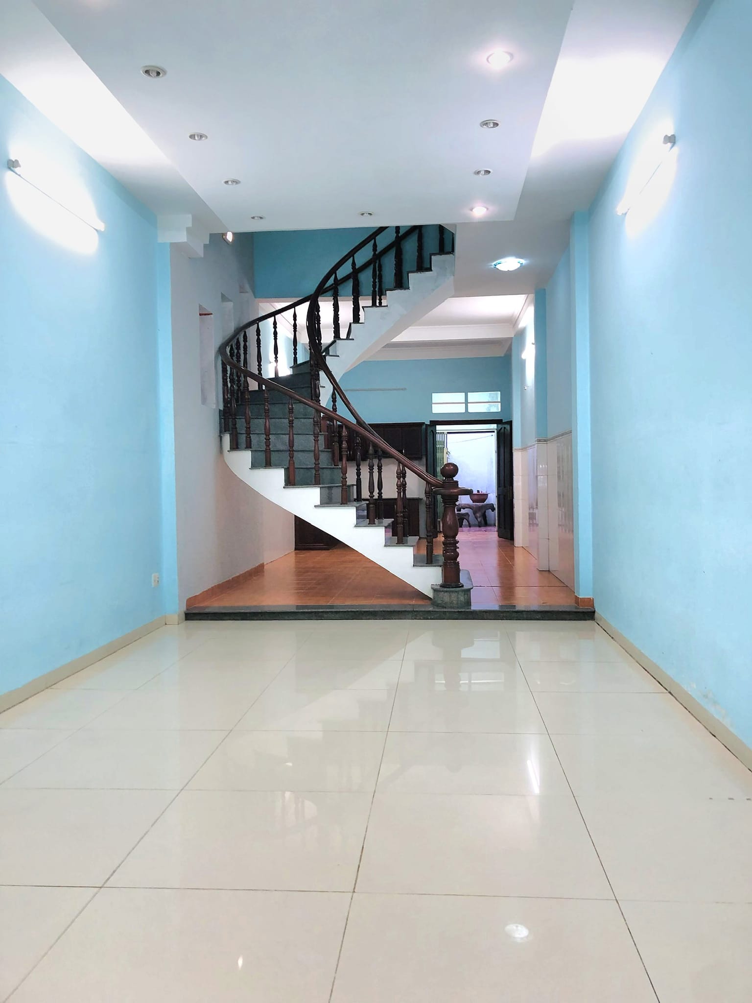 Chỉ 12.7 tỷ_ 111m2_4 tầng_ Quang Trung_Gò Vấp_ đường đẹp xe tải quay đầu_ hiệu suất cho thuê cao