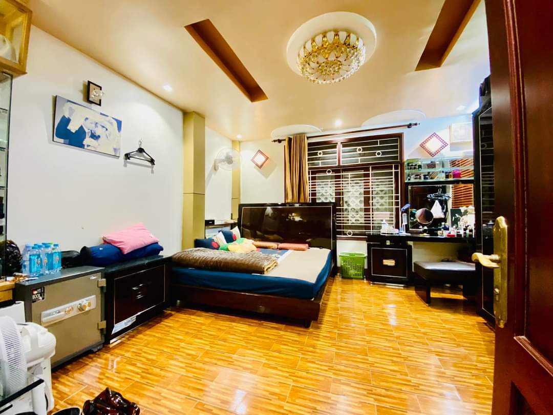 HIẾM!! Bán Nhà Ngõ 42 Sài Đồng, Ôtô Đổ Cổng, Kinh Doanh, 40m2, 3Tầng, MT 5m, Nhỉnh 2,9 Tỷ.