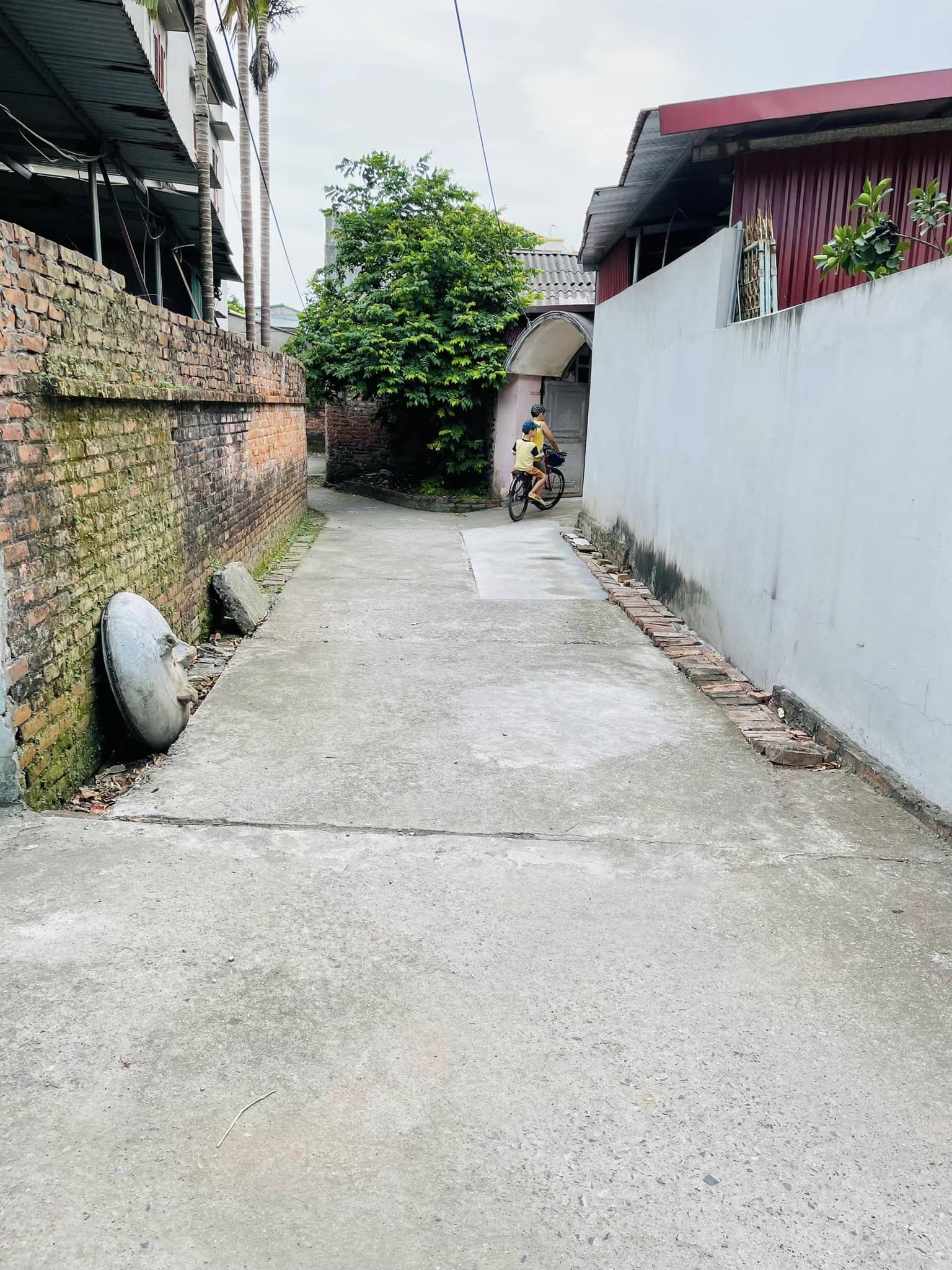 Đất Như Quỳnh, 52m2, thổ cư sổ đỏ, giá chỉ 888tr