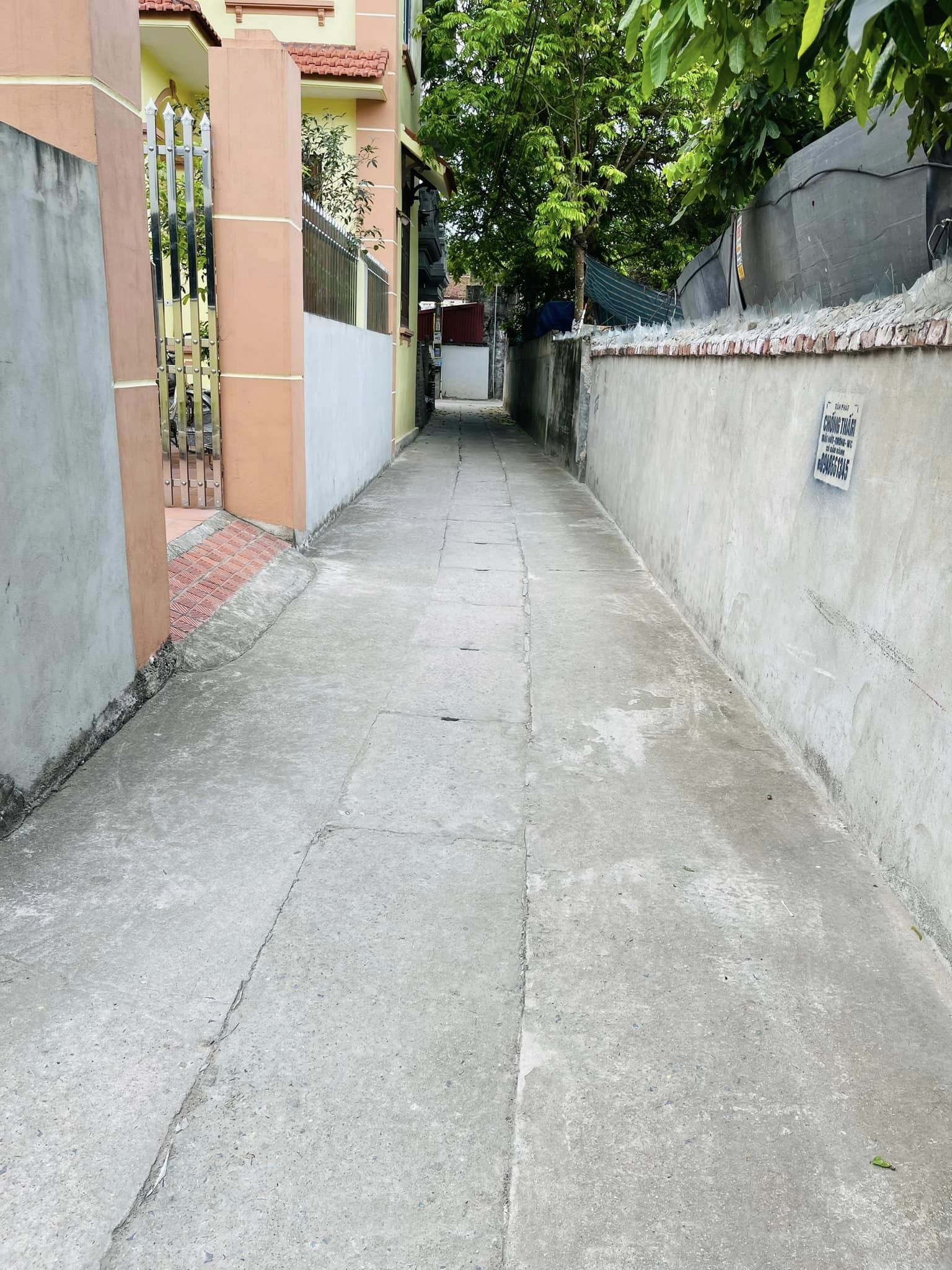 Cần bán gấp đất đẹp, khu đông dân cư, 56m, giá tốt