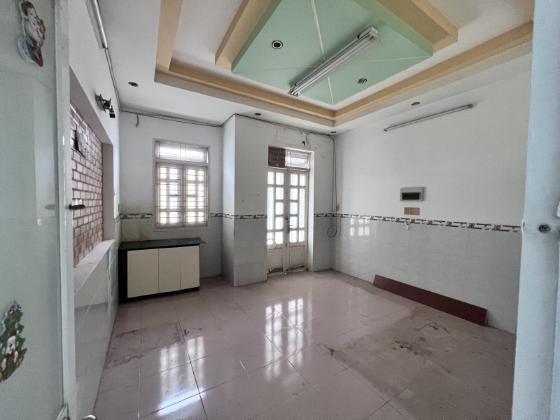 Bán nhà Sư Vạn Hạnh, Quận 10, 40m2, 5 tầng, rất đẹp, chỉ 7 tỷ nhỉnh