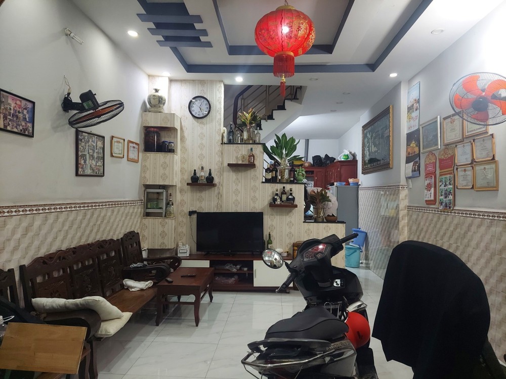 Bán nhà HXH, Nguyễn Văn Khối, Phường 9, Gò Vấp, 55m2, 2 lầu, Giá chào 5.5 tỷ. TL