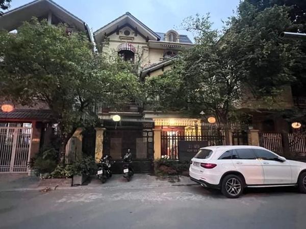 Siêu phẩm biệt thự sân vườn lô góc KĐT chức năng Hữu Hưng Tây Mỗ